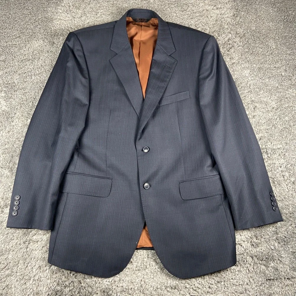Jos A Bank 2 Piece Suit Men 41R Blazer 35x31 Pant Charcoal Pinstripe Wool Joseph